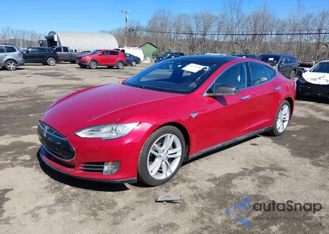 2015 Tesla Model S 70D/85D/P85D z USA, uszkodzony, nr VIN 5YJSA1H20FF093565